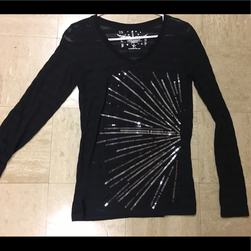 Long sleeve black shirt